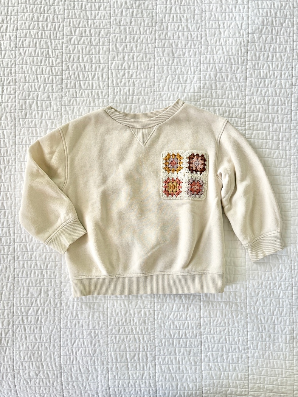 Little Co Cream Sweatshirt with Crochet Square Pocket - Toddler Girls Size 2T